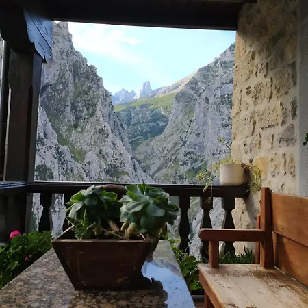El Portal Del Abuelo Apartment Arenas De Cabrales
